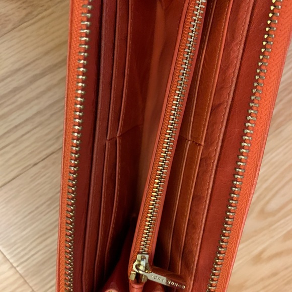 SOLD SOLD SOLD Tory Burch wallet / purse FINAL - Picture 6 of 12